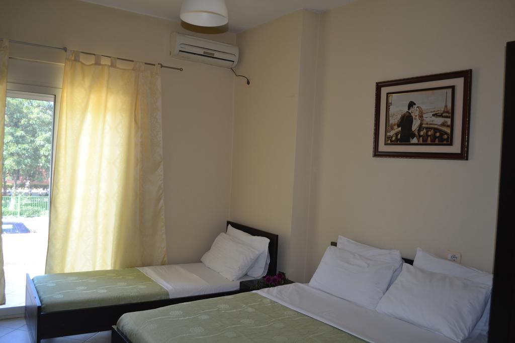 Hotel 4 Stinet Влёра Экстерьер фото