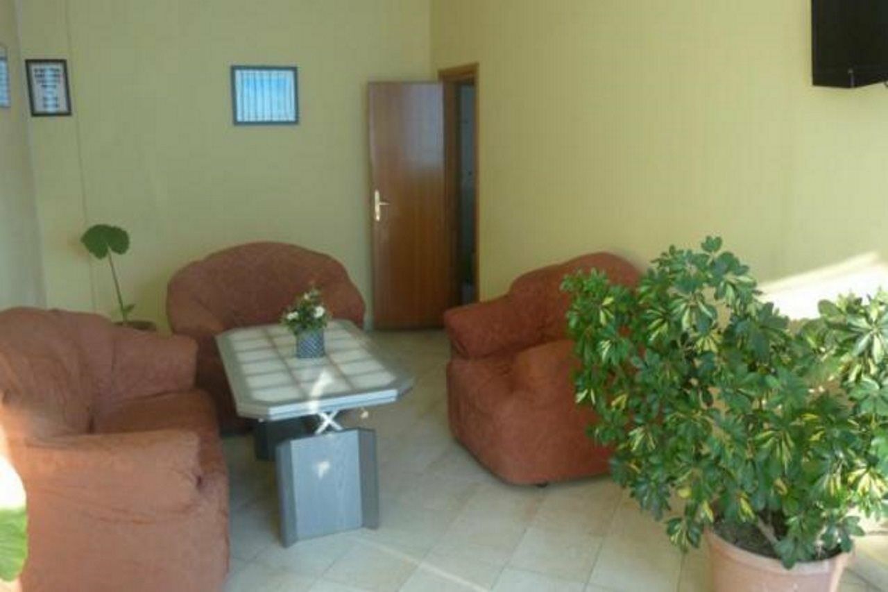Hotel 4 Stinet Влёра Экстерьер фото